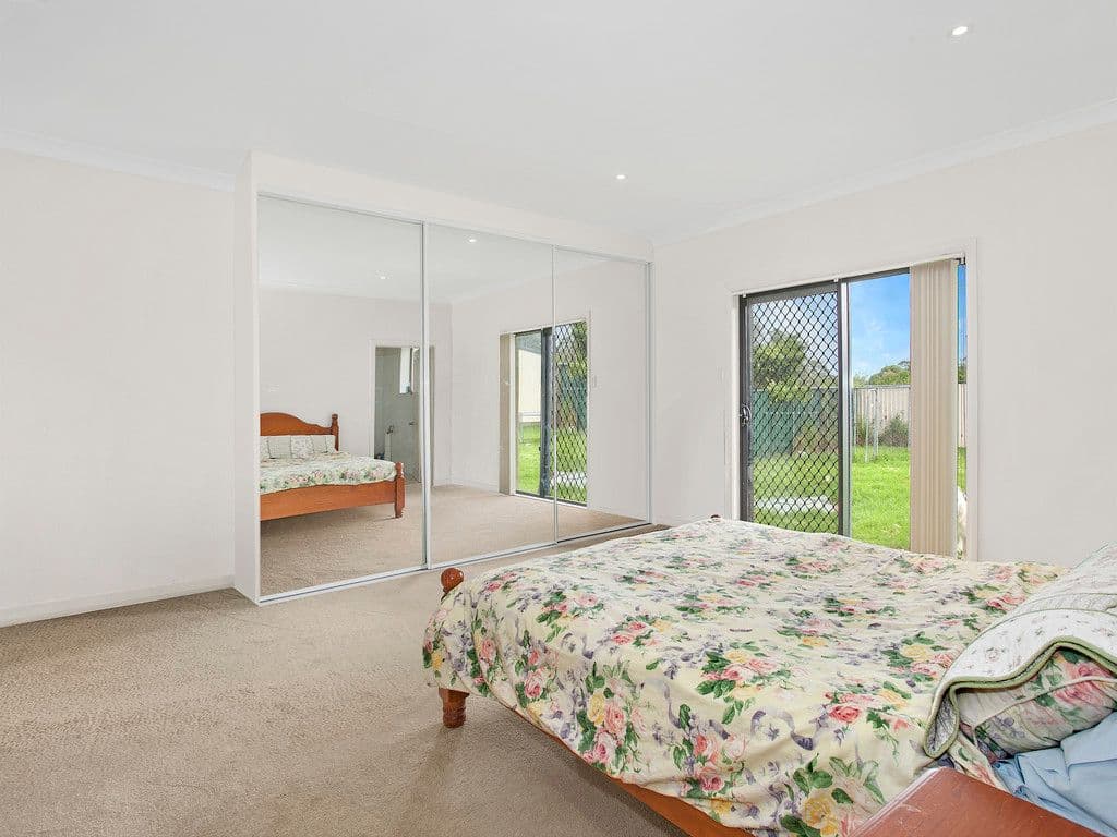 1 Lawrence Hargrave Drive, Helensburgh - Thumbnail 5