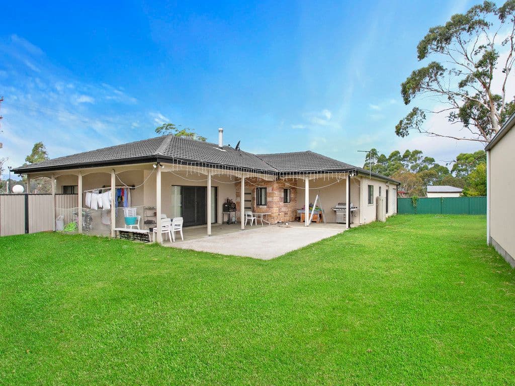 1 Lawrence Hargrave Drive, Helensburgh - Thumbnail 8