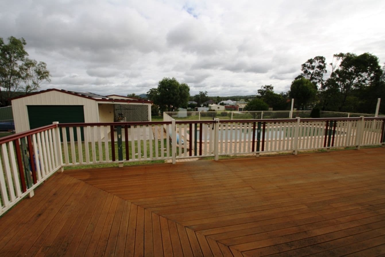 9 Gibson Road, WARWICK QLD 4370, Warwick - Thumbnail 2