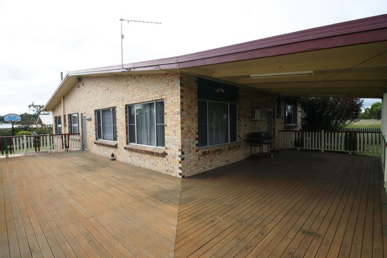 9 Gibson Road, WARWICK QLD 4370, Warwick - Thumbnail 5