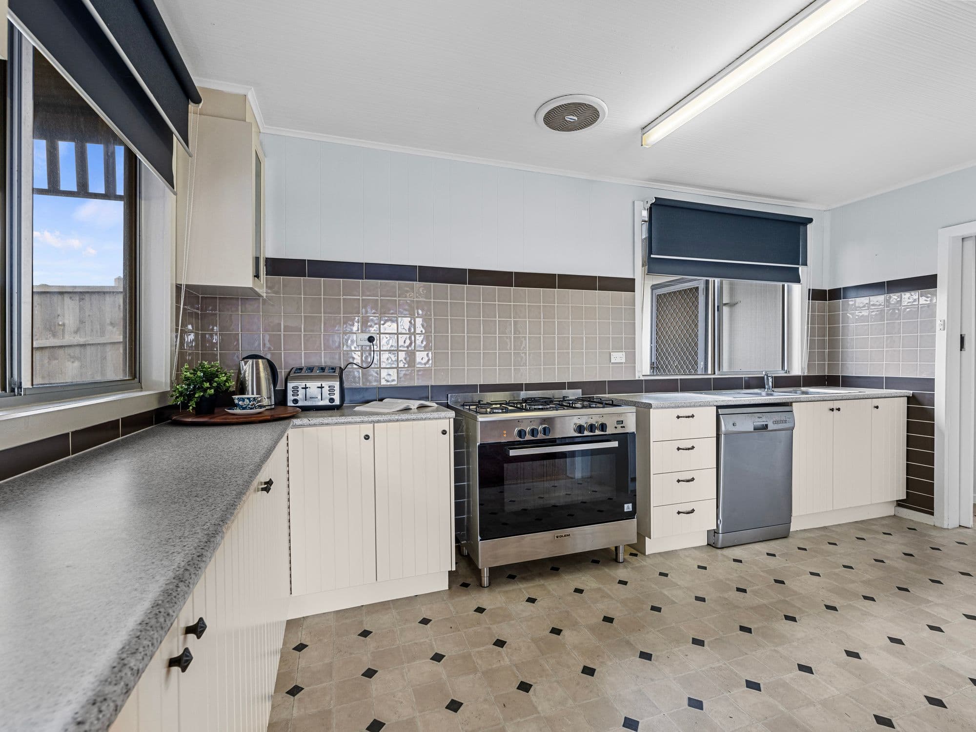 17 Hagelthorn Street, Wonthaggi VIC 3995, Wonthaggi - Thumbnail 7