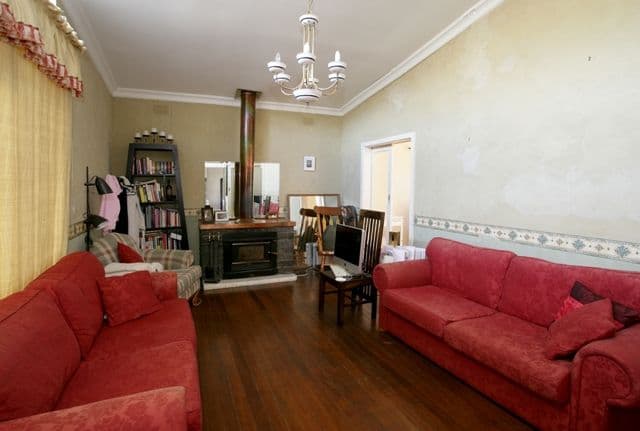 572 Kooringal Road, KOORINGAL NSW 2650, Kooringal - Thumbnail 5