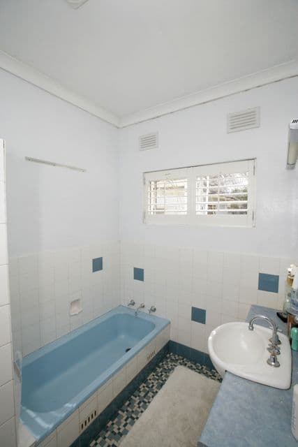 572 Kooringal Road, KOORINGAL NSW 2650, Kooringal - Thumbnail 8