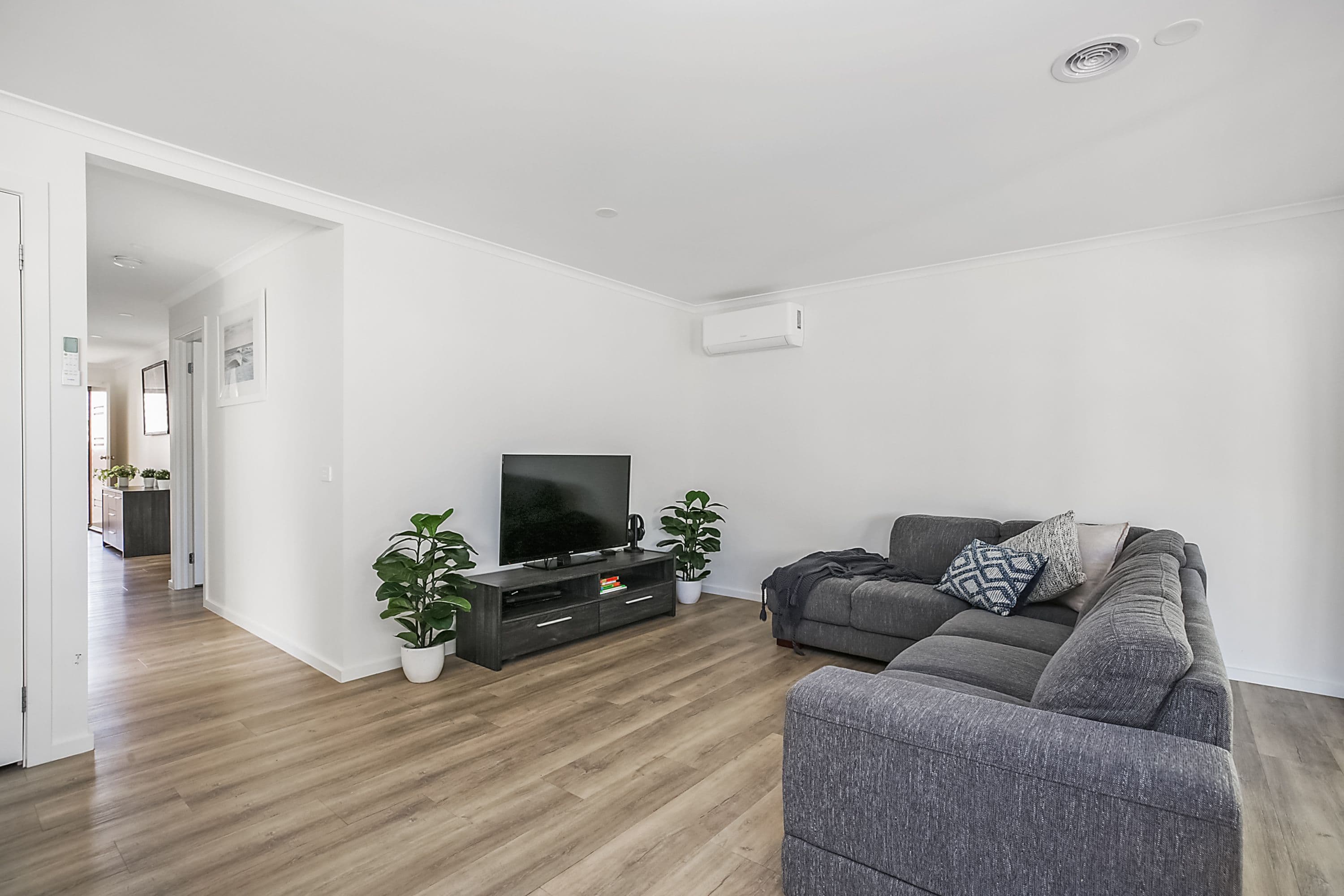 1B Robinson Street, Camperdown VIC 3260, Camperdown - Thumbnail 6
