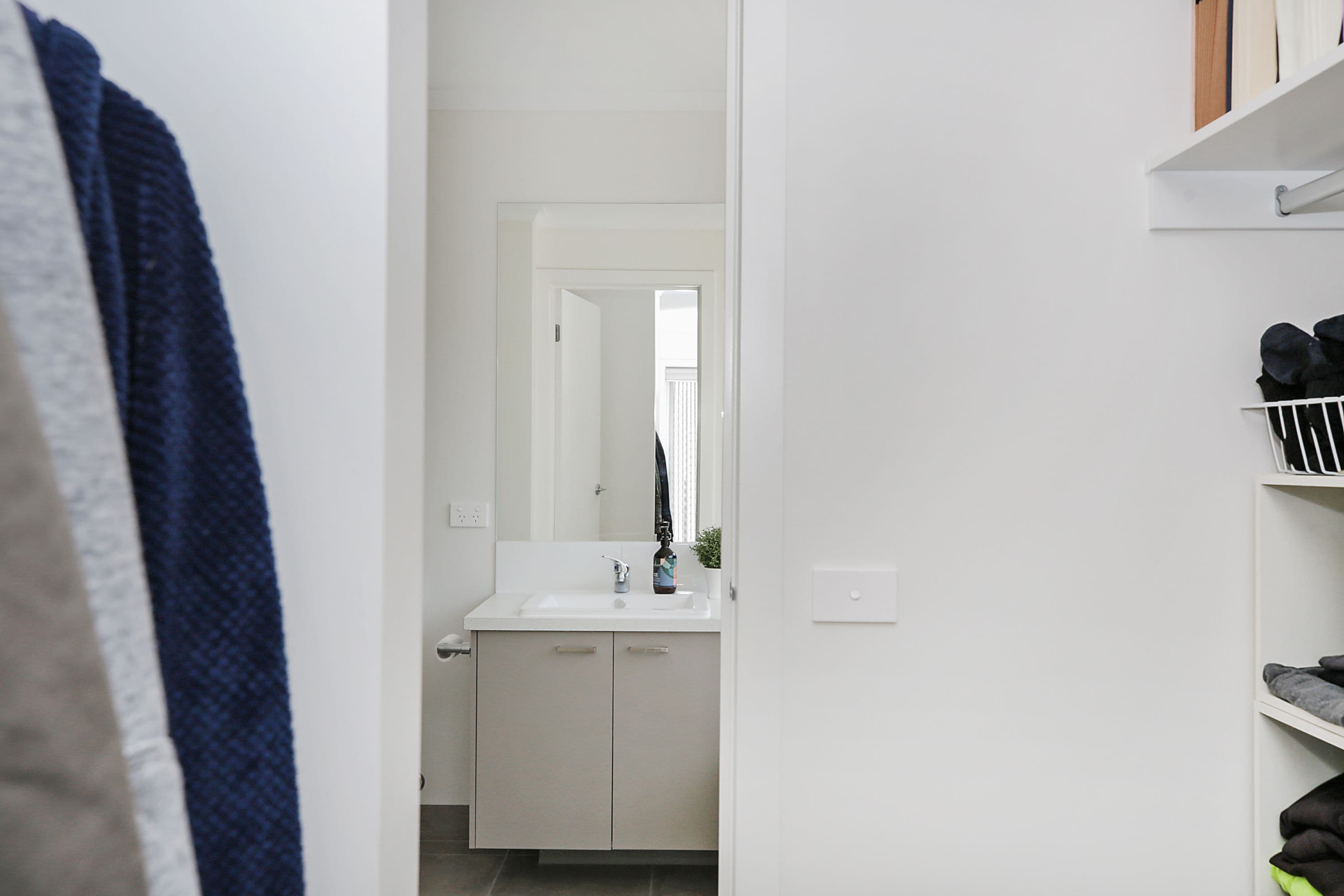 1B Robinson Street, Camperdown VIC 3260, Camperdown - Thumbnail 8
