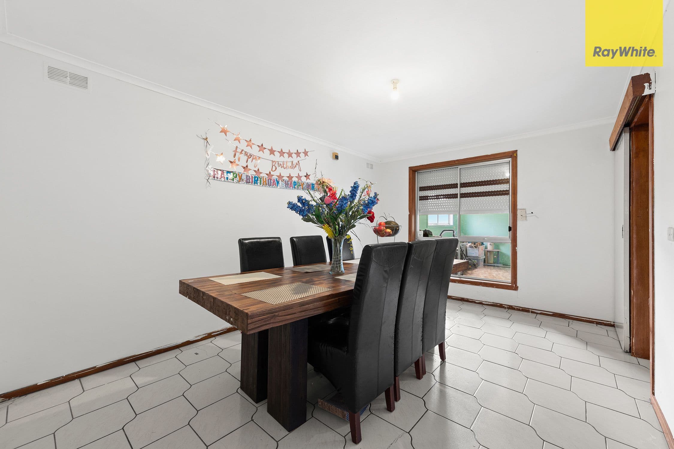 8 Cheleon Way, Kings Park VIC 3021, Kings Park - Thumbnail 3