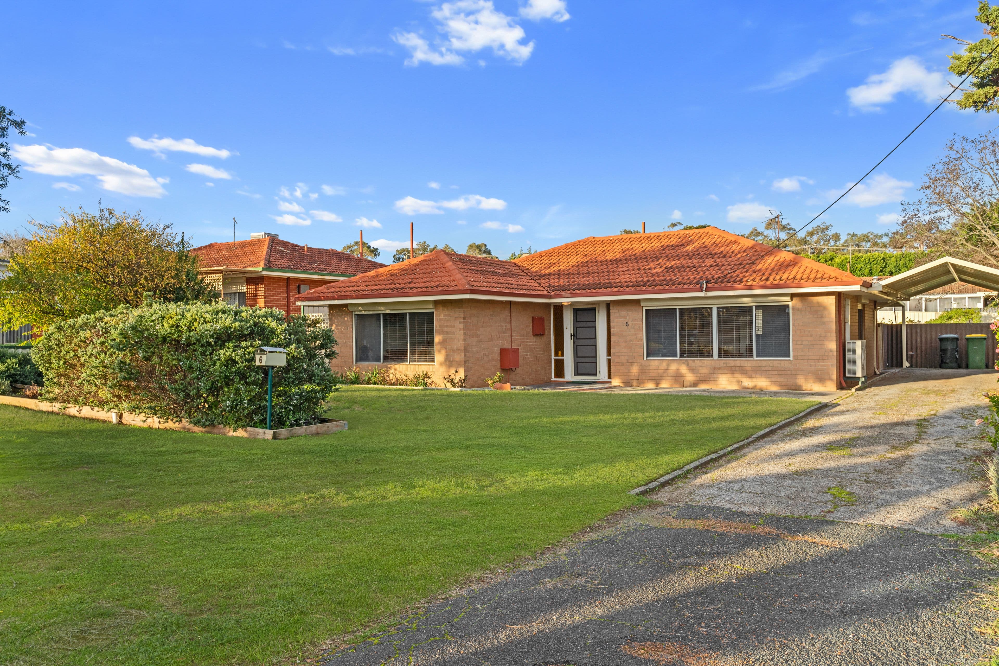 6 Worrall Court, Orelia WA 6167, Orelia - Image 1