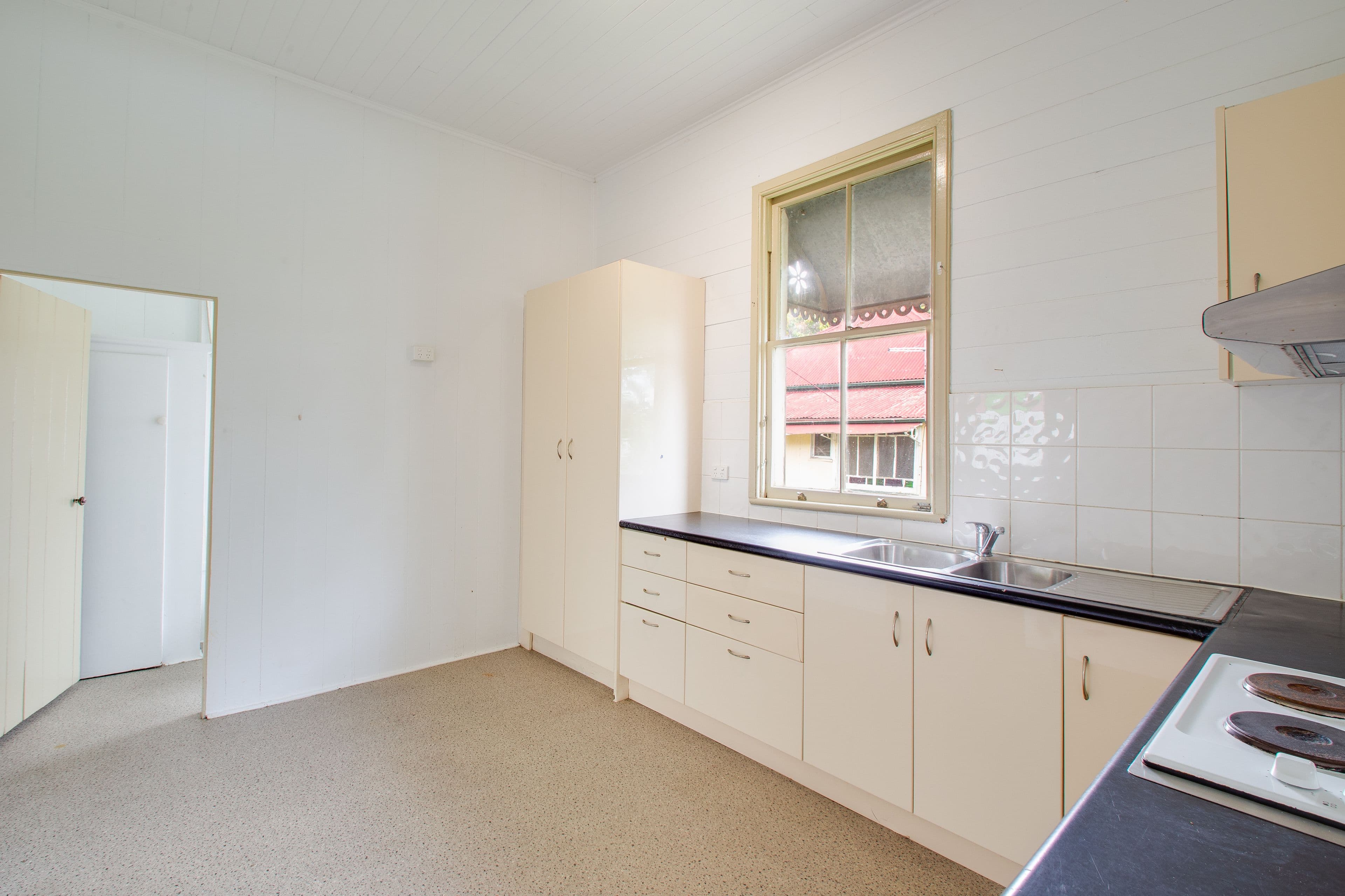 14 River Road, Bundamba QLD 4304, Bundamba - Thumbnail 6