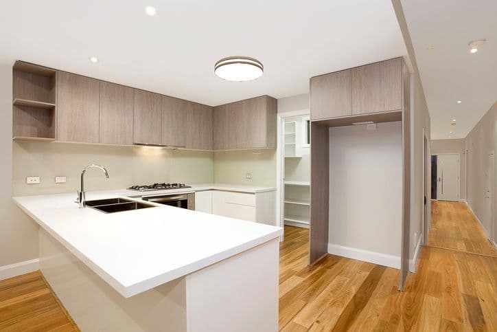 38 Baird Street South, DONCASTER VIC 3108, Doncaster - Thumbnail 4