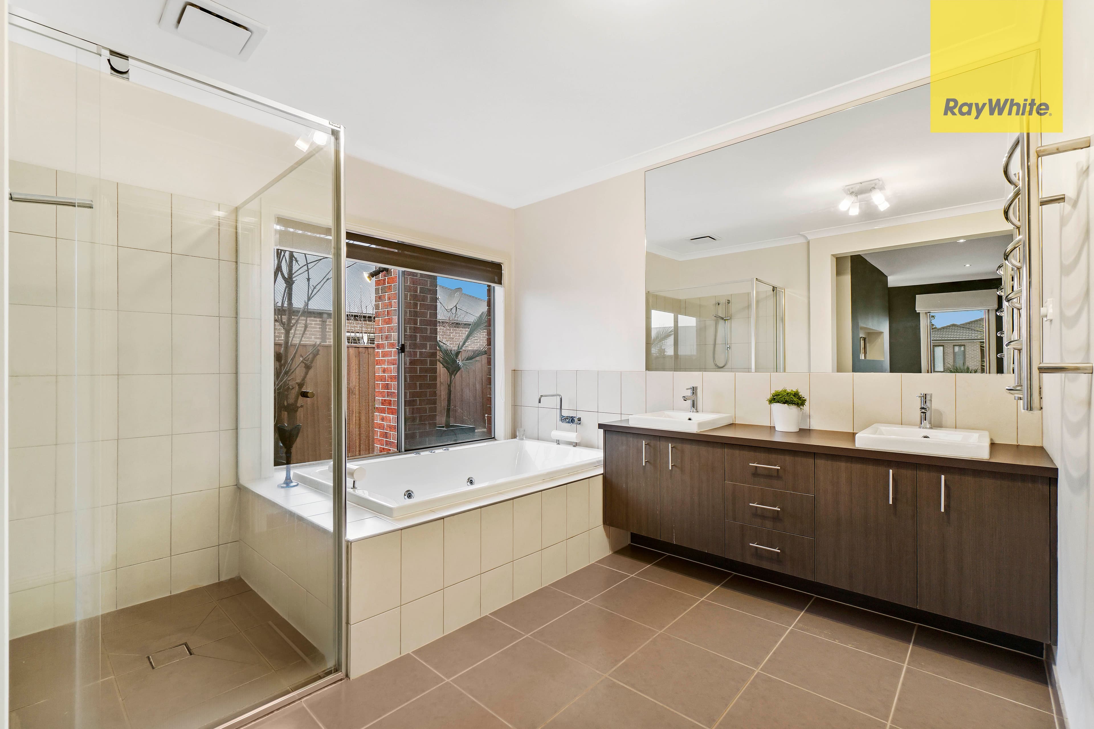 30 Double Bay Drive, Taylors Hill VIC 3037, Taylors Hill - Thumbnail 8