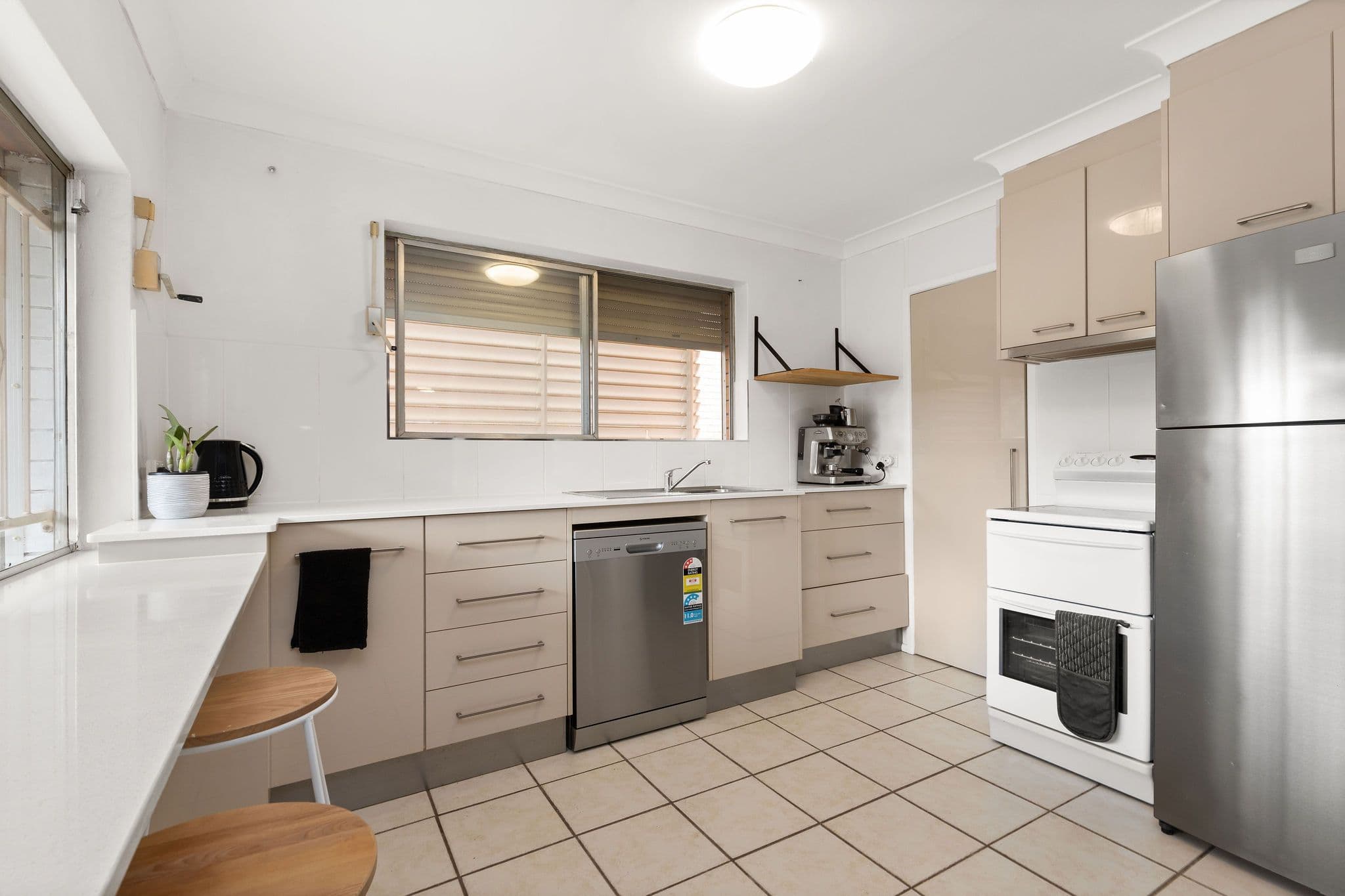103 Samsonvale Road, Strathpine QLD 4500, Strathpine - Thumbnail 2