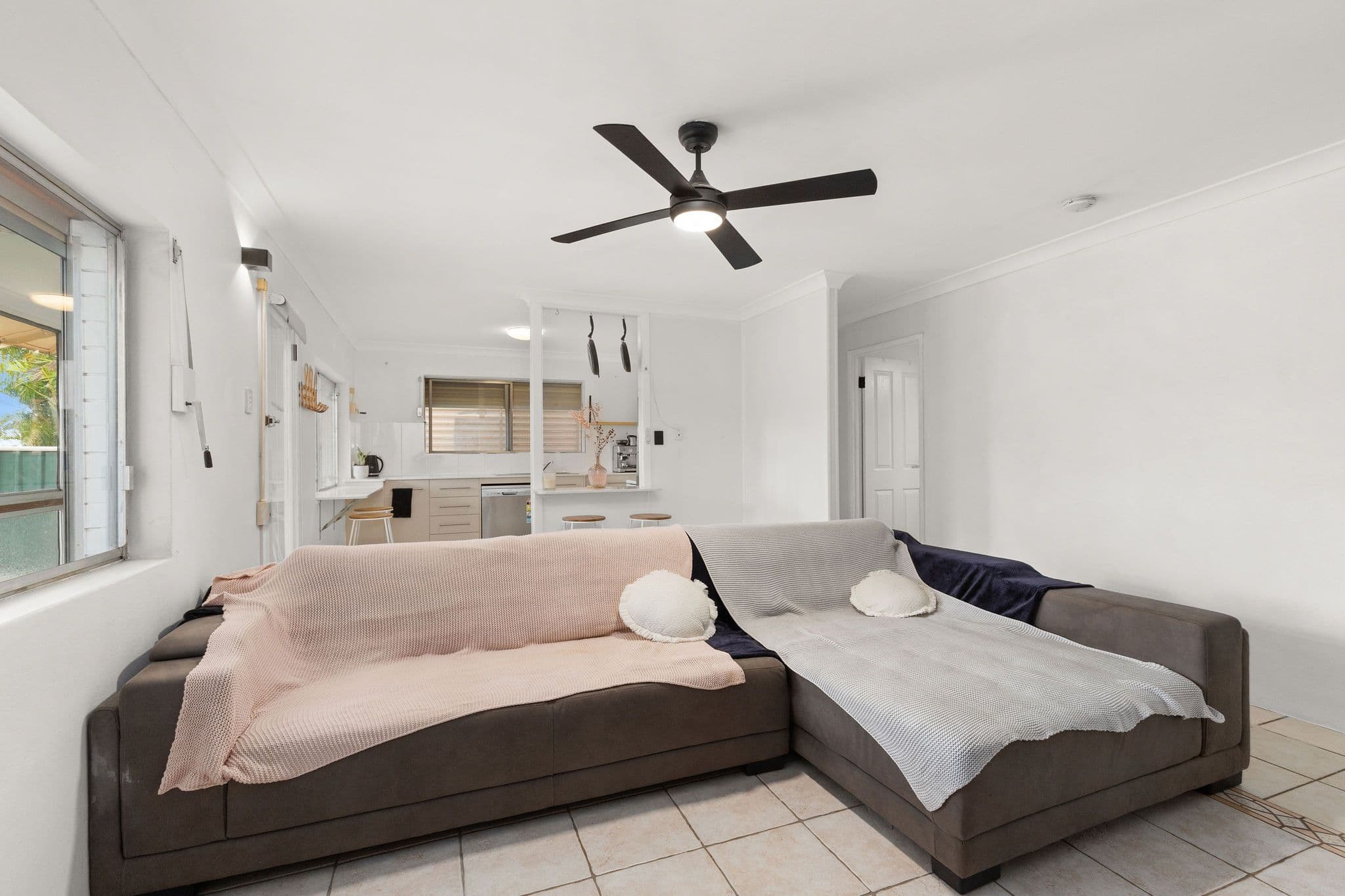 103 Samsonvale Road, Strathpine QLD 4500, Strathpine - Thumbnail 5