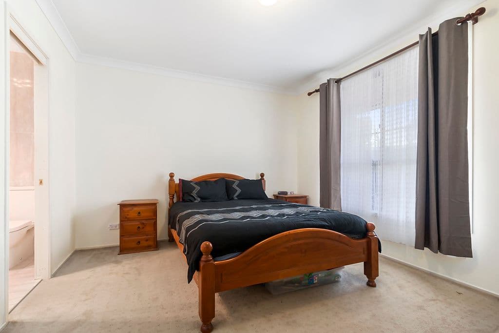 5 Carina Avenue, Hinchinbrook - Thumbnail 7