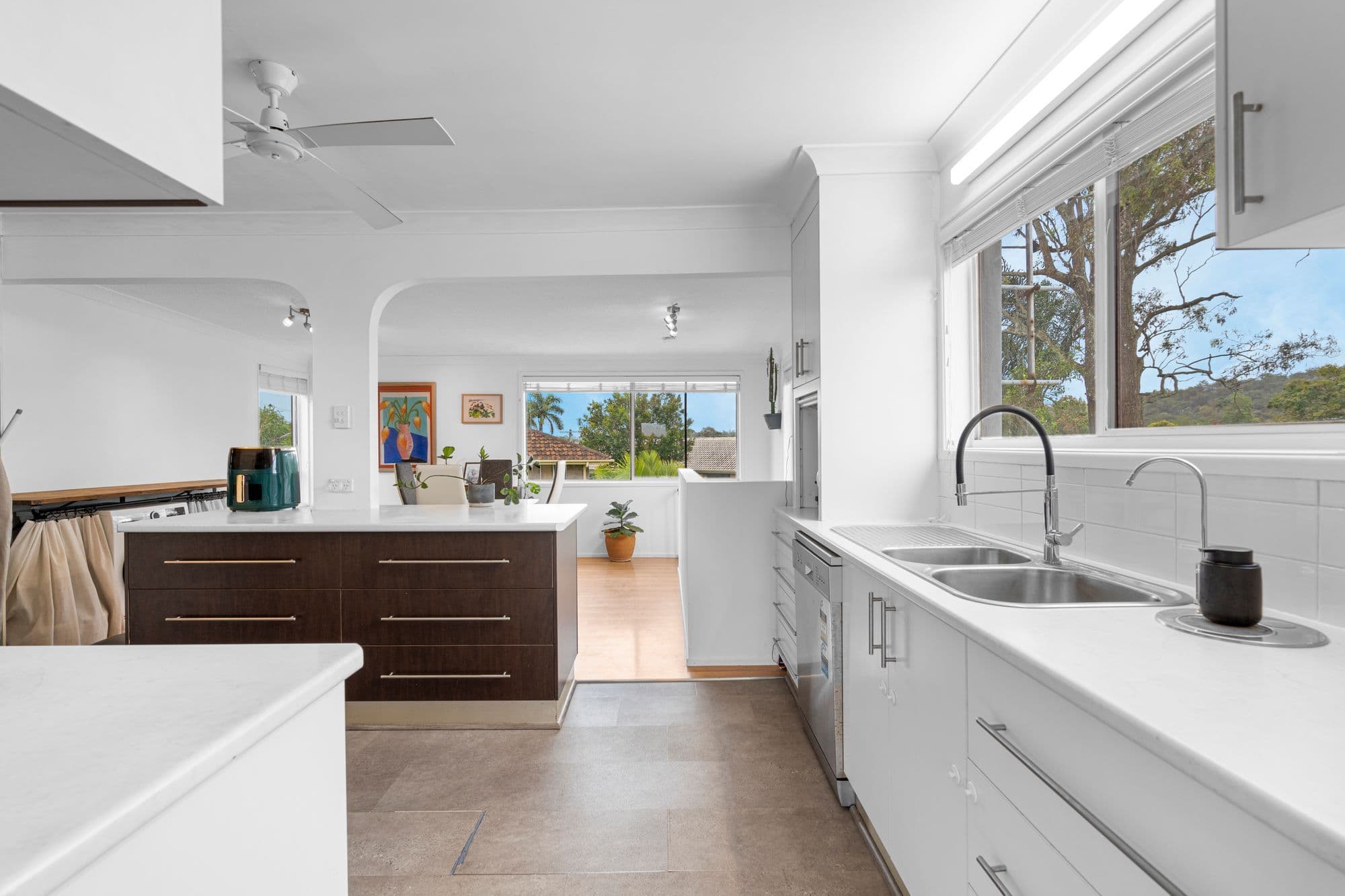10 Burgallby Road, Springwood QLD 4127, Springwood - Thumbnail 4
