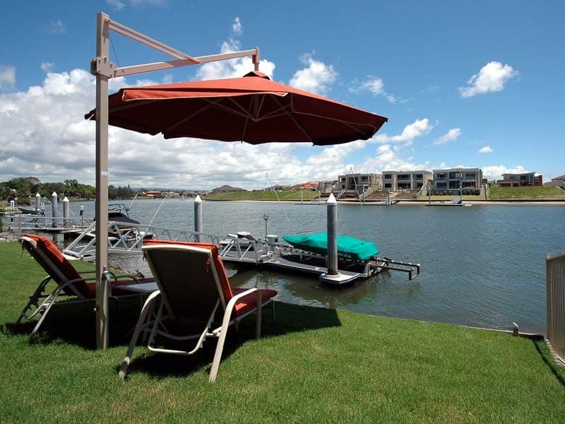 9 Namatjira Court, BROADBEACH WATERS QLD 4218, Broadbeach Waters - Thumbnail 3