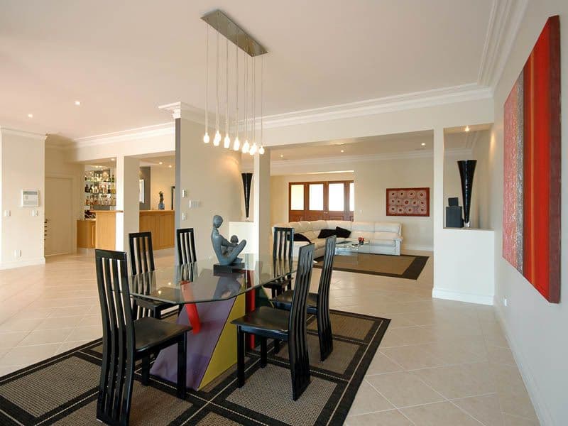9 Namatjira Court, BROADBEACH WATERS QLD 4218, Broadbeach Waters - Thumbnail 5