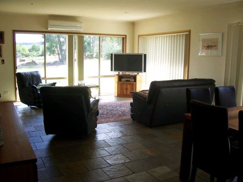 39 Keith Morgan Drive, TRARALGON SOUTH VIC 3844, Traralgon South - Thumbnail 8