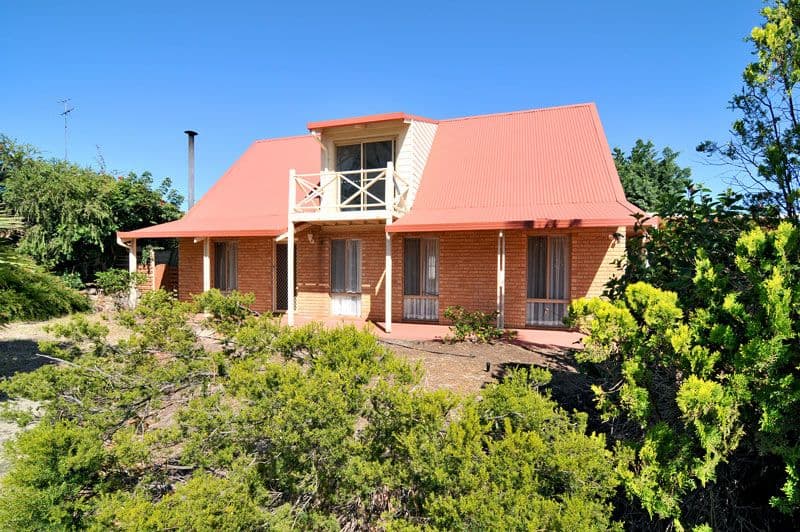 5 Mahogany Drive, HALLS HEAD WA 6210, Halls Head - Image 1