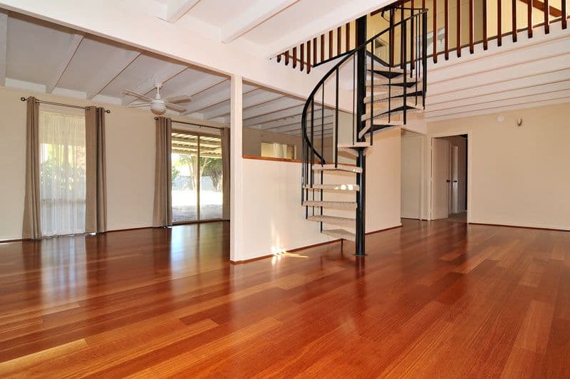 5 Mahogany Drive, HALLS HEAD WA 6210, Halls Head - Thumbnail 3