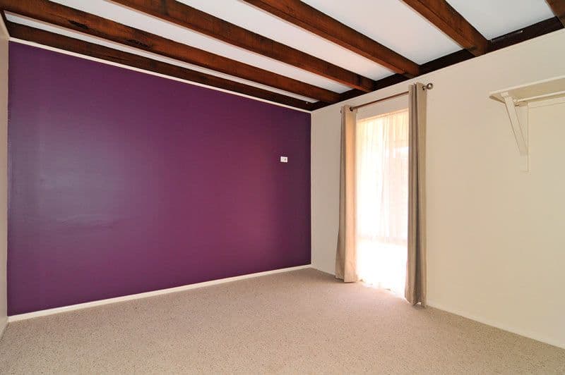 5 Mahogany Drive, HALLS HEAD WA 6210, Halls Head - Thumbnail 4