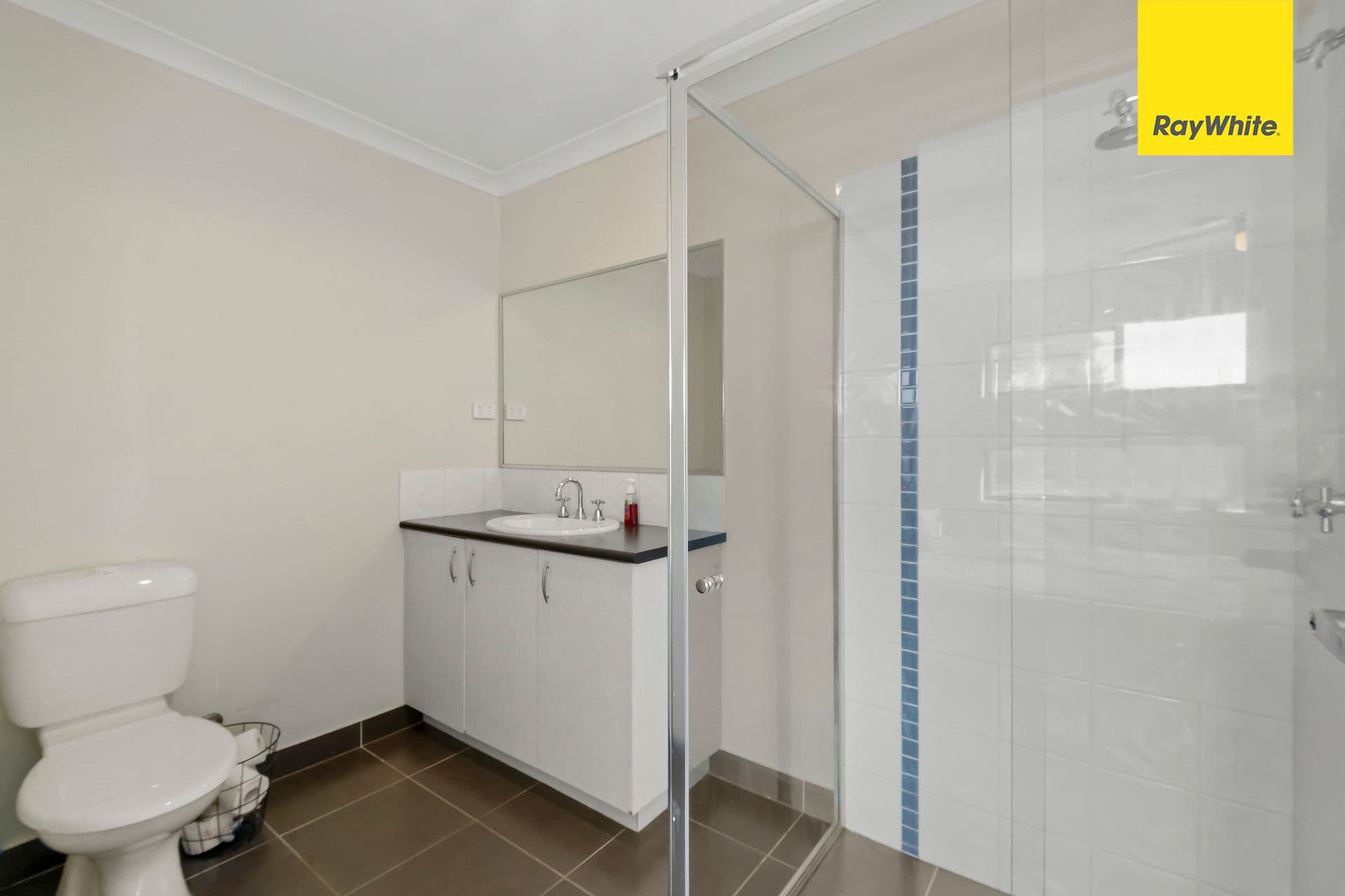136 Phillip Drive, Sunbury VIC 3429, Sunbury - Thumbnail 4