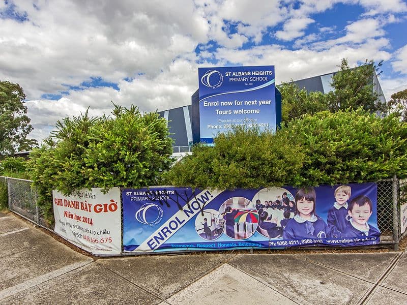 59 Stradbroke Drive, ST ALBANS VIC 3021, St Albans - Thumbnail 8