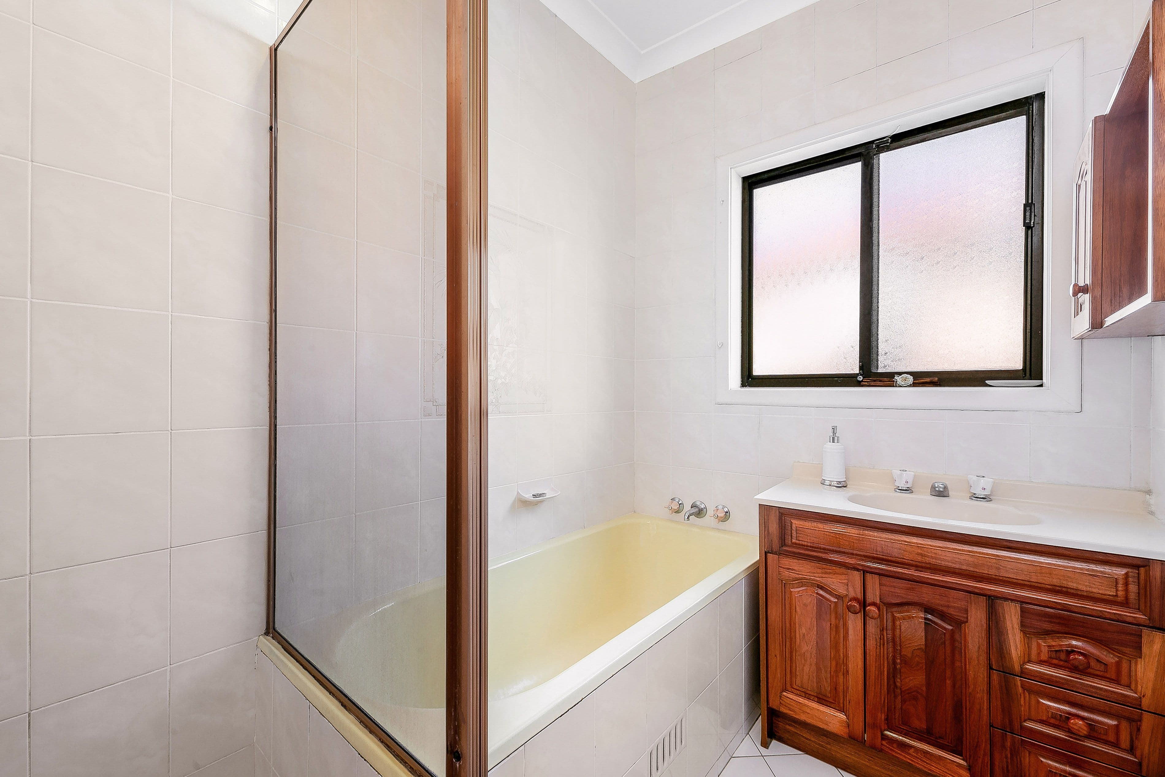 7 Barkley Street, Carramar NSW 2163, Carramar - Thumbnail 7