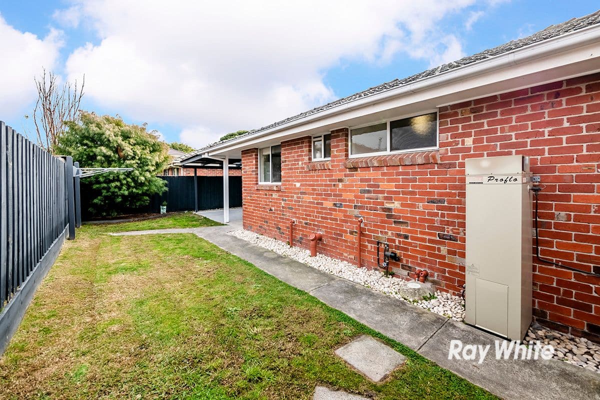 9 Fairfield Street, Cranbourne VIC 3977, Cranbourne - Thumbnail 8