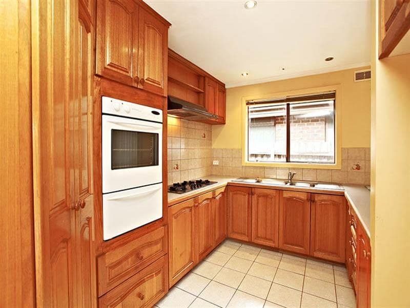 9 Tenterden Place, MILL PARK VIC 3082, Mill Park - Thumbnail 2