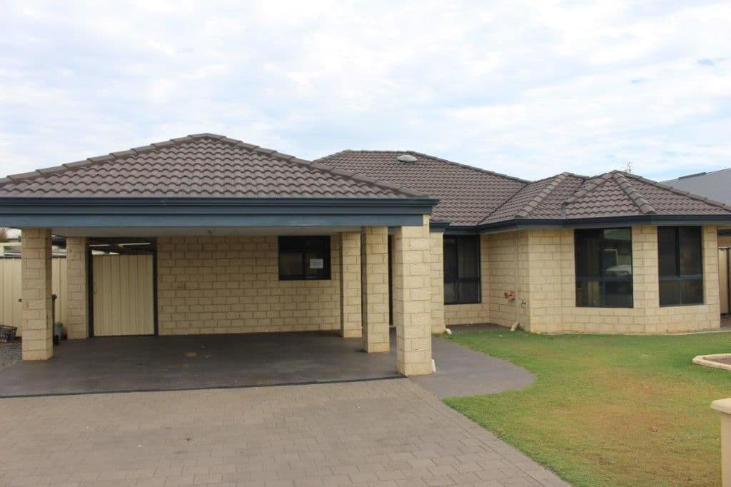 18 Delmage Street, Dongara WA 6525, Dongara - Image 1