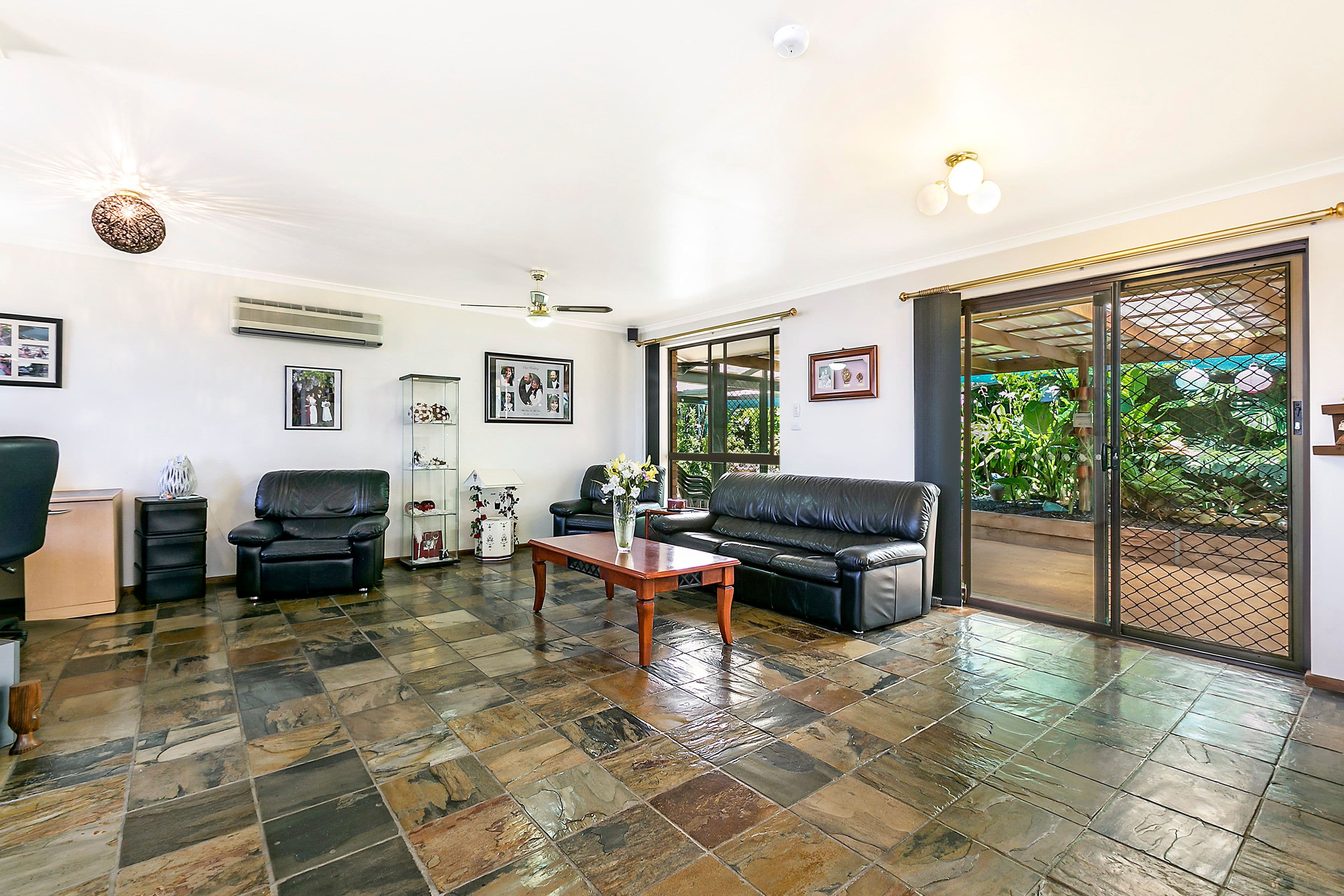 2 Oxford Street, Reynella SA 5161, Reynella - Thumbnail 2