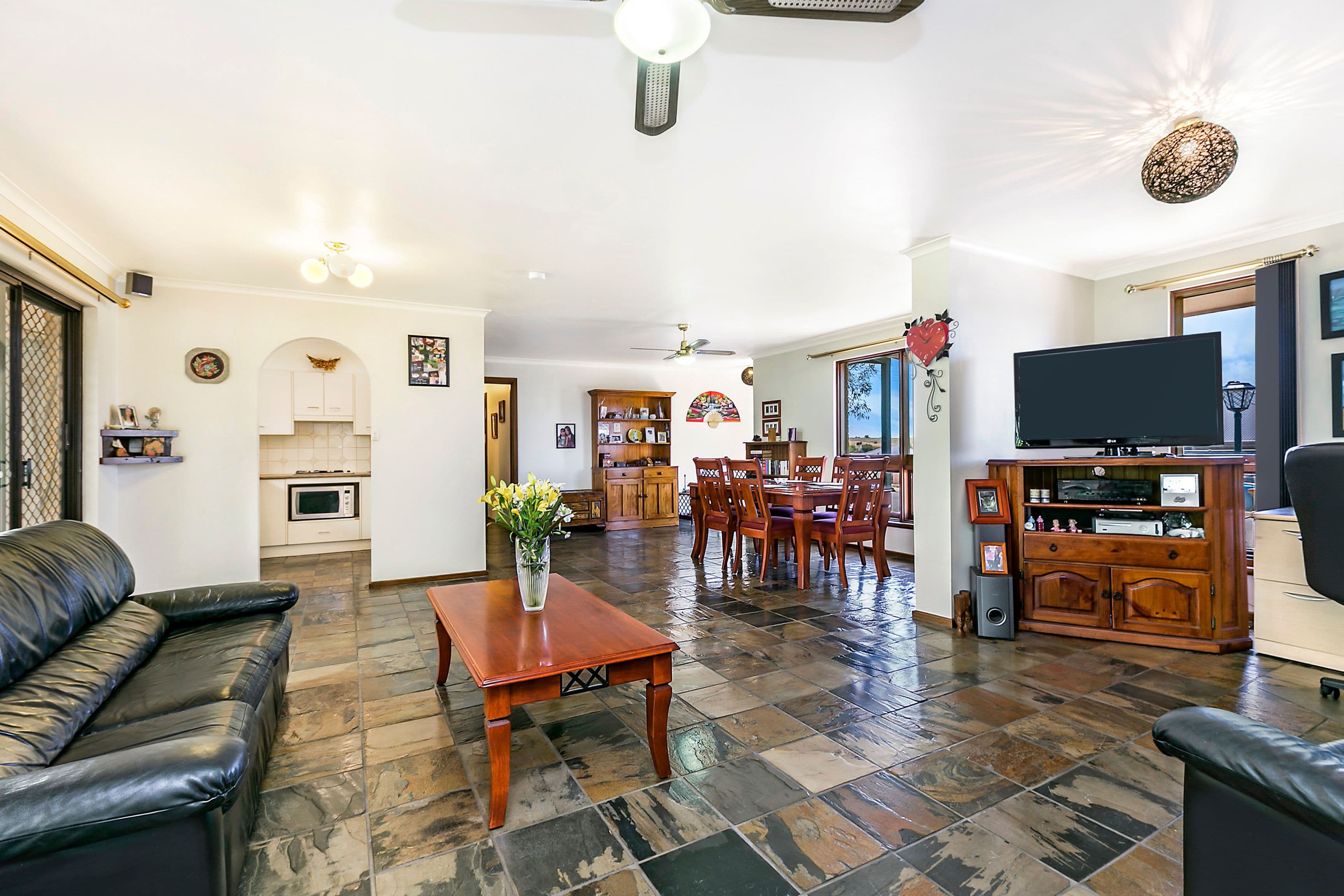2 Oxford Street, Reynella SA 5161, Reynella - Thumbnail 3
