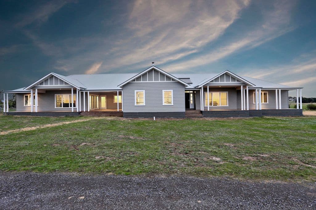 24 Grand Ridge Way, Sunbury - Thumbnail 2
