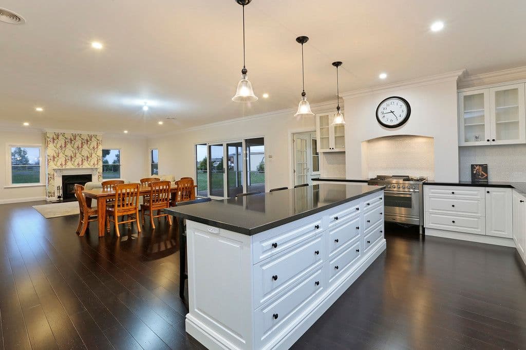 24 Grand Ridge Way, Sunbury - Thumbnail 3