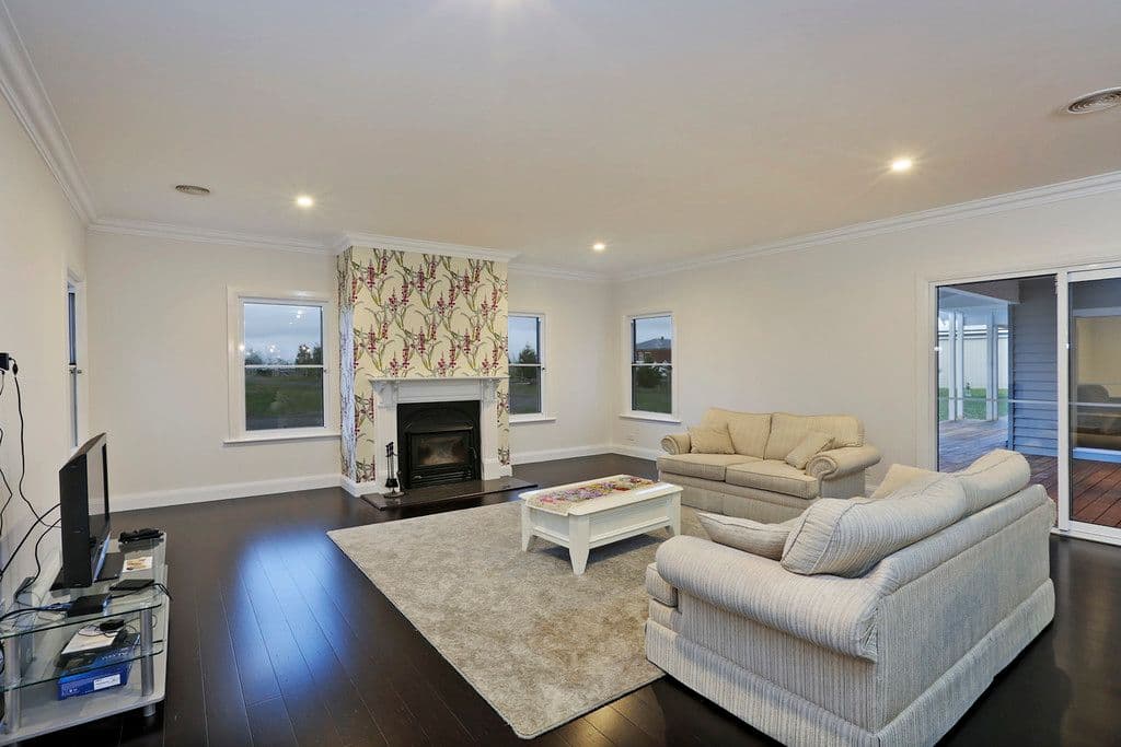 24 Grand Ridge Way, Sunbury - Thumbnail 8