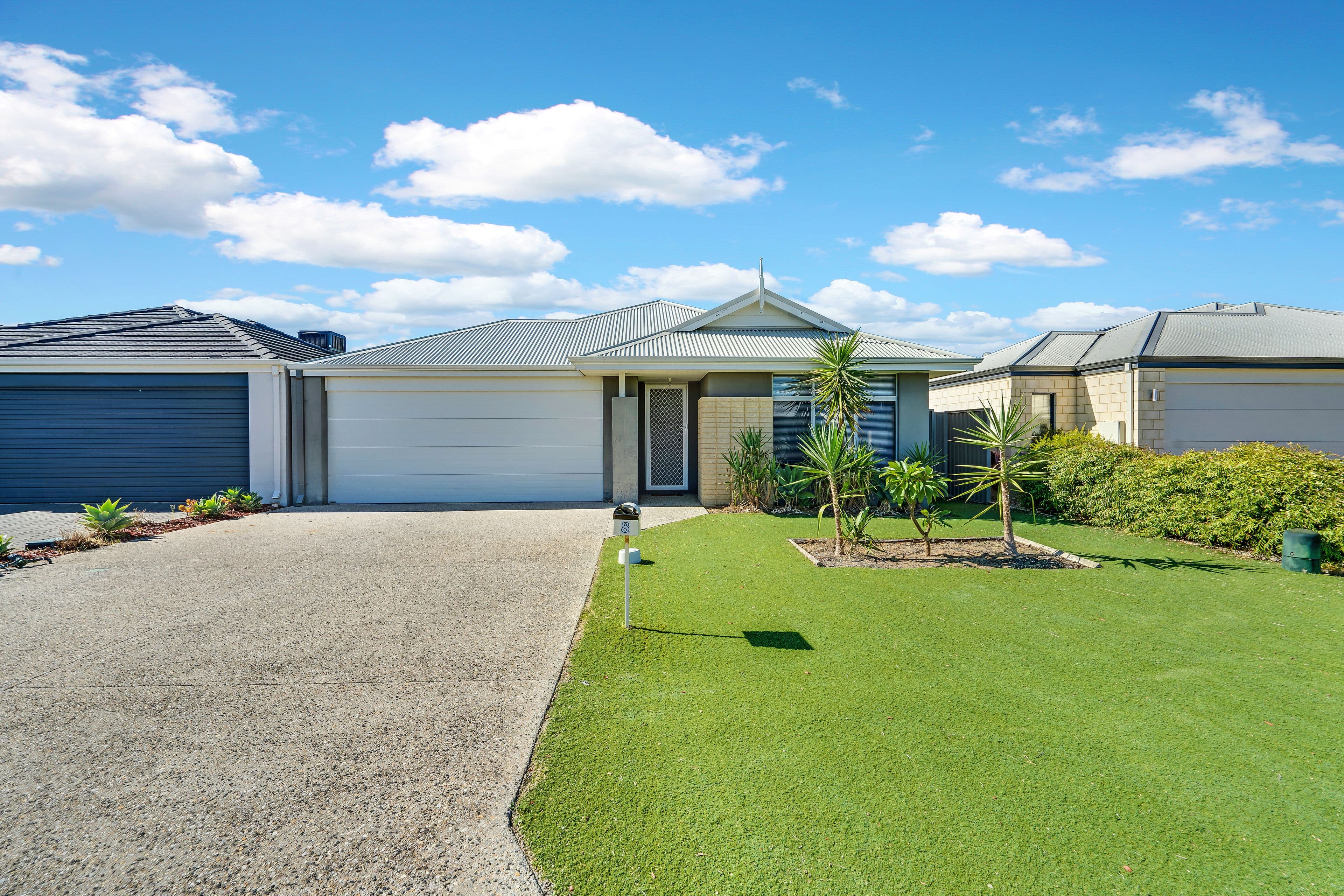 8 Fenians Pass, South Yunderup WA 6208, South Yunderup - Image 1