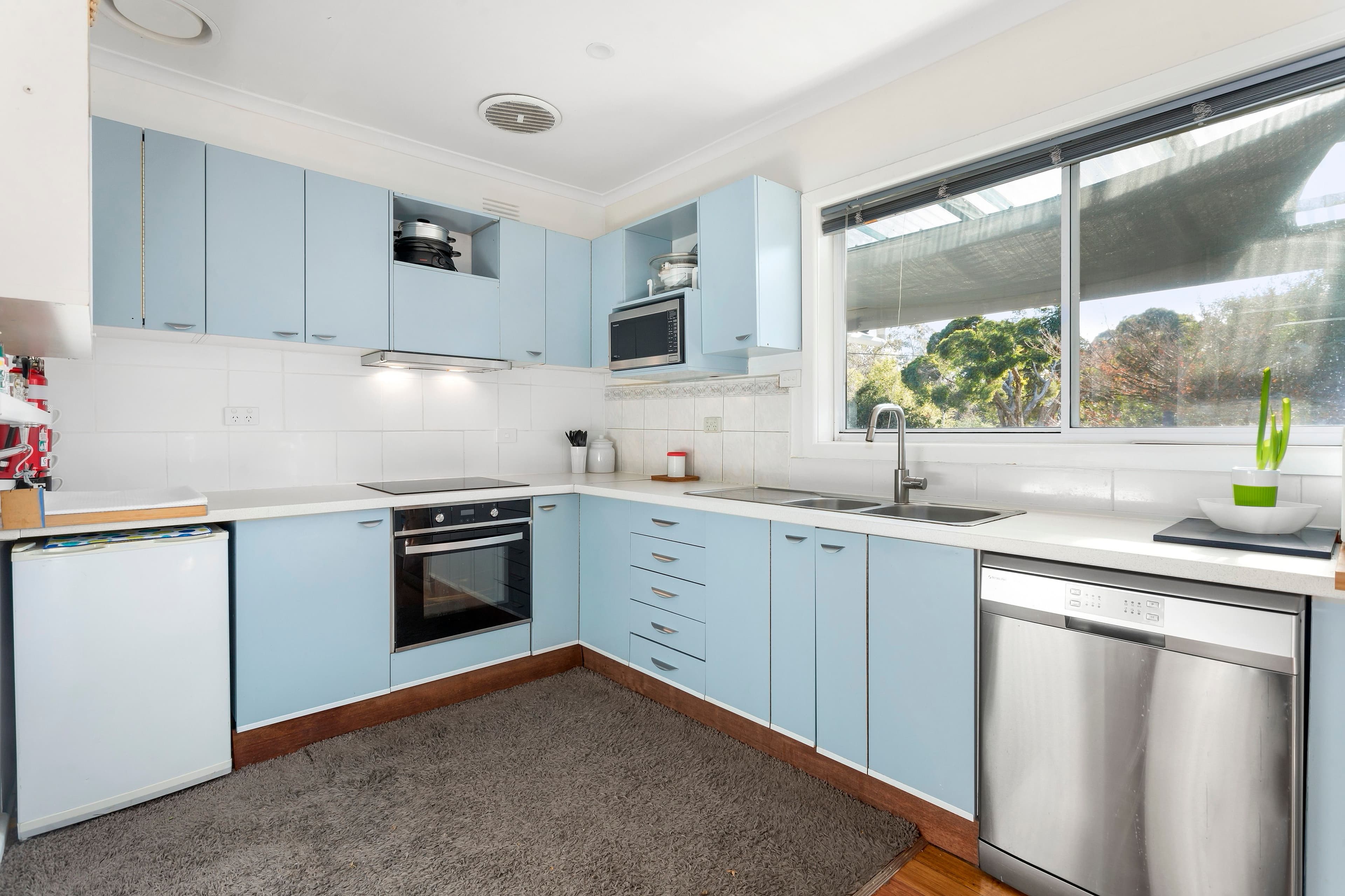2 Henders Street, Forest Hill VIC 3131, Forest Hill - Thumbnail 2