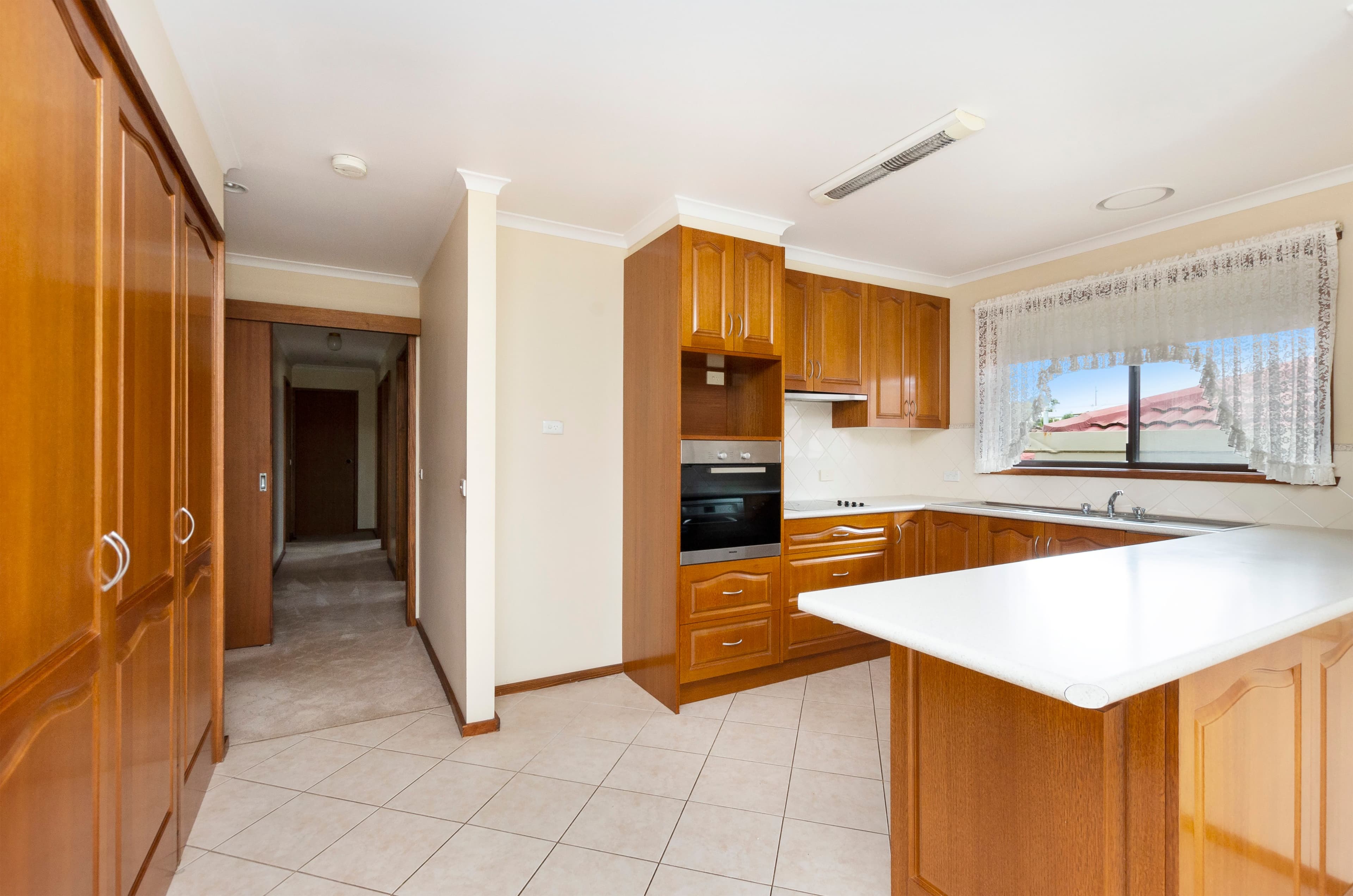 4 Panorama Avenue, Warrnambool VIC 3280, Warrnambool - Thumbnail 3