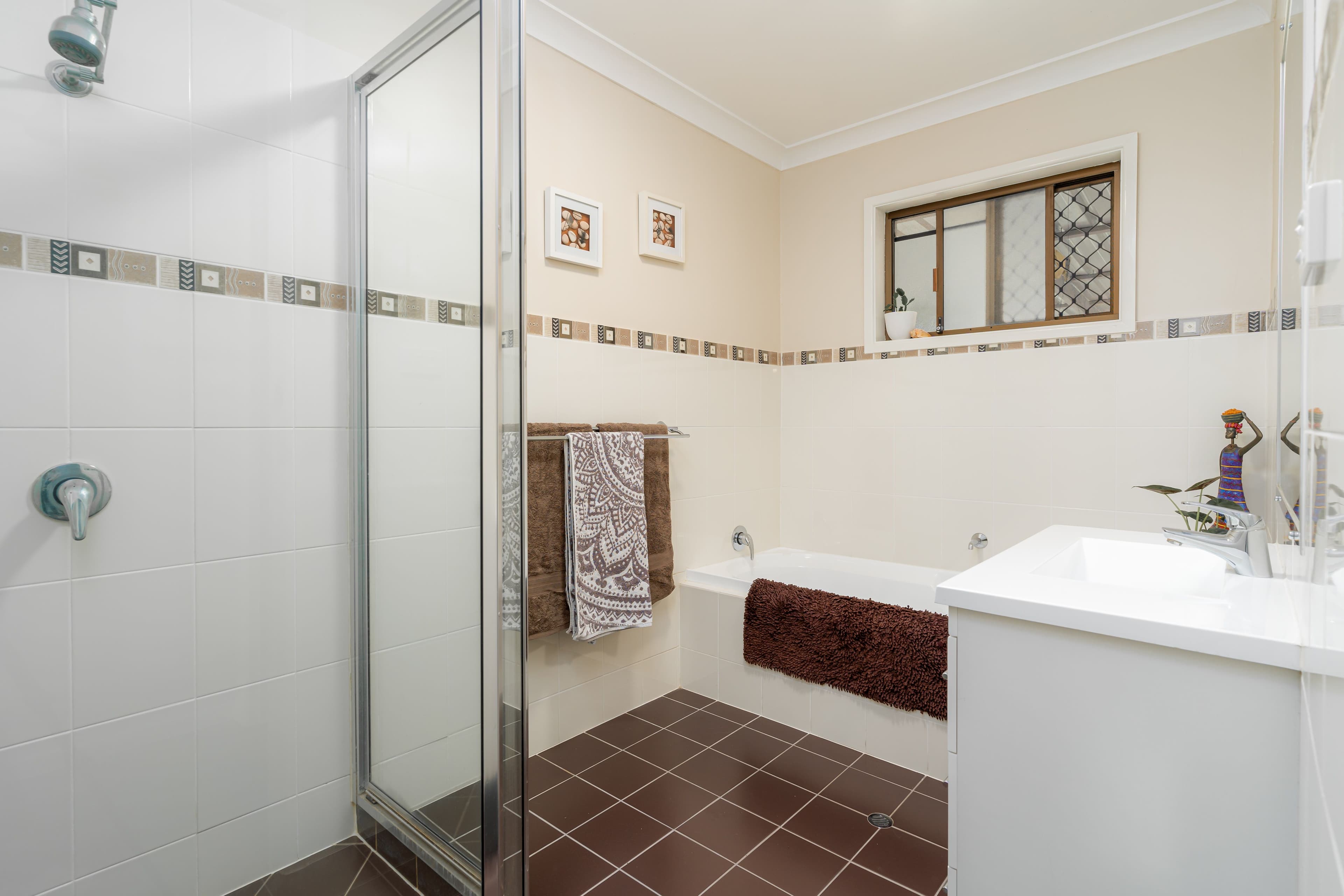 32 Jilbard Drive, Springwood QLD 4127, Springwood - Thumbnail 6