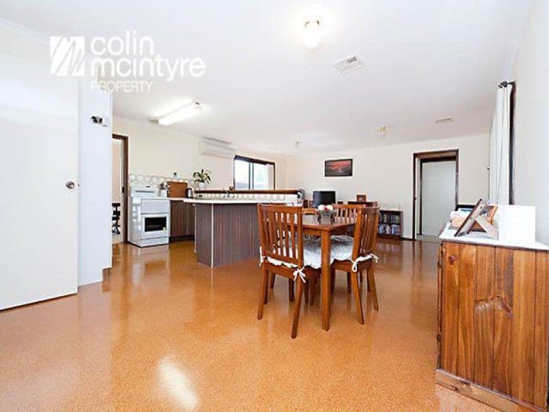 53 Livingston Avenue, KAMBAH ACT 2902, Kambah - Thumbnail 7
