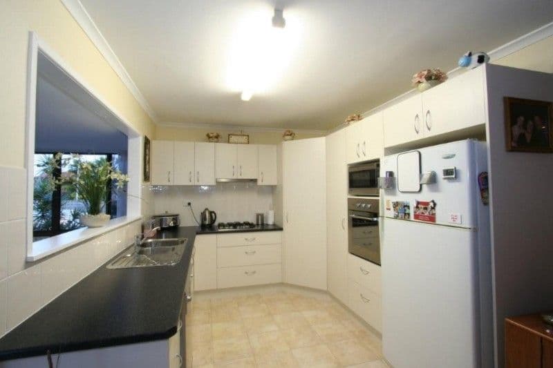 1 Camelot Street, UNDERWOOD QLD 4119, Underwood - Thumbnail 2