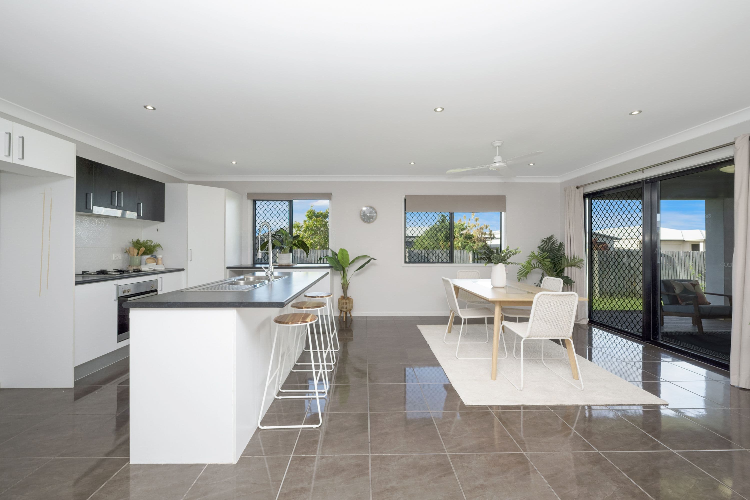 17 Dahlia Street, Burdell QLD 4818, Burdell - Thumbnail 5