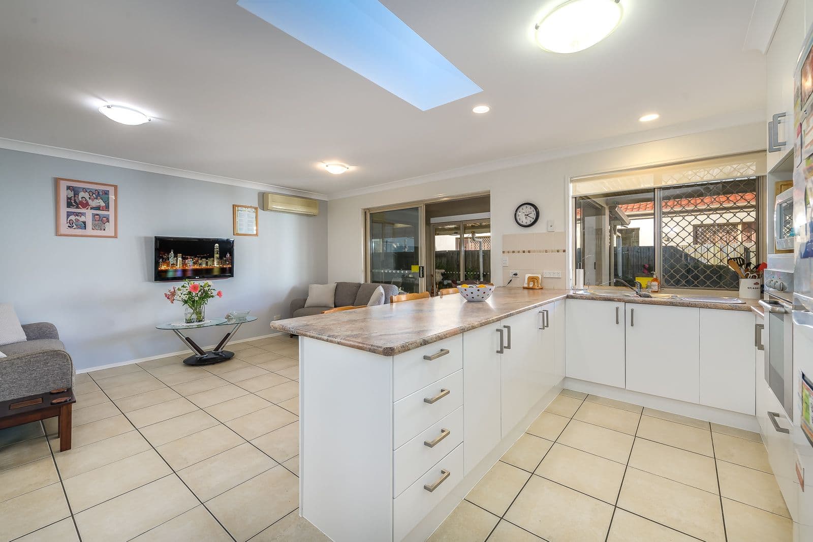 18 Dellwood Circuit, Molendinar QLD 4214, Molendinar - Thumbnail 3