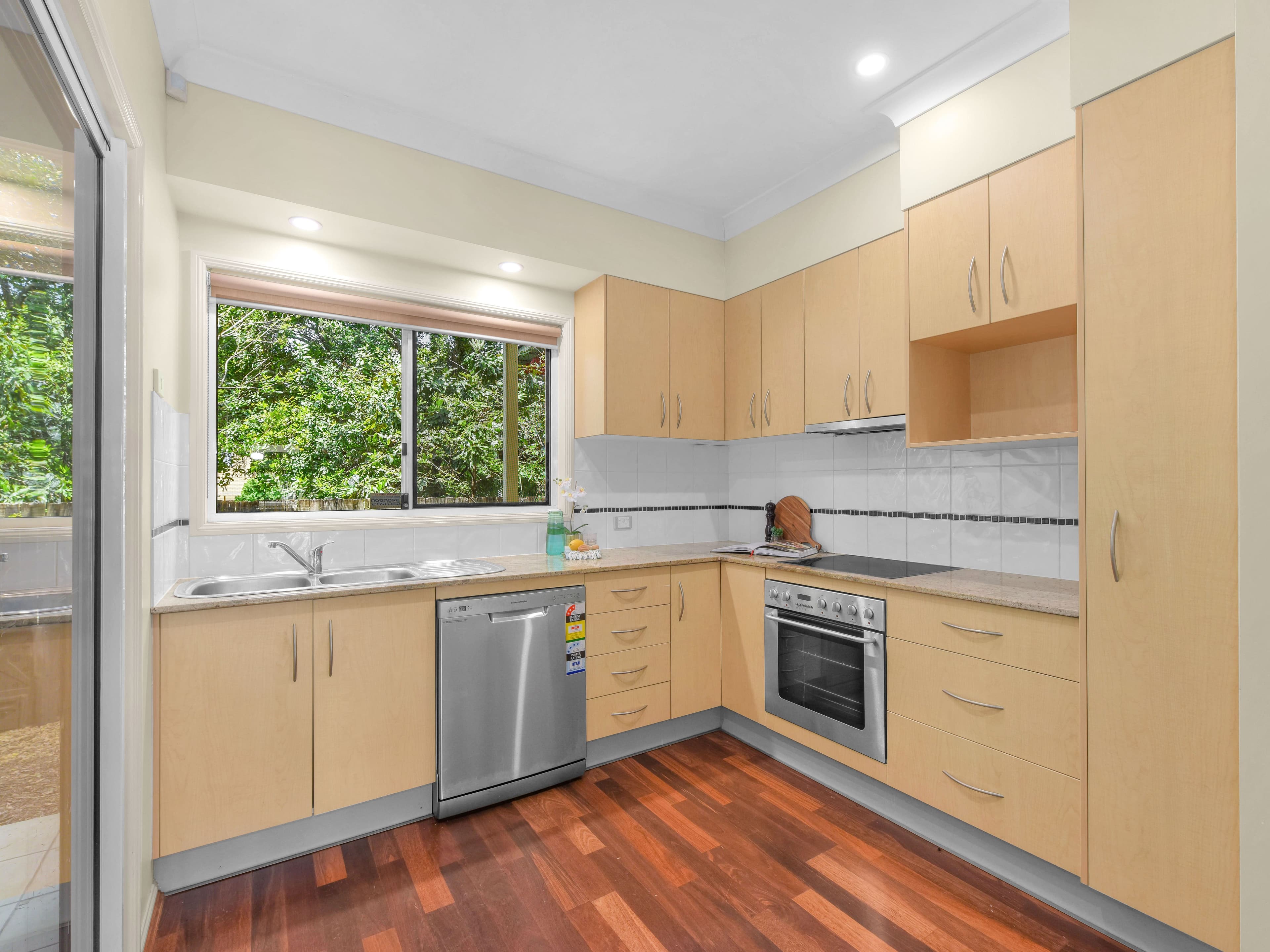 6 Elliott Street, Hawthorne QLD 4171, Hawthorne - Thumbnail 3