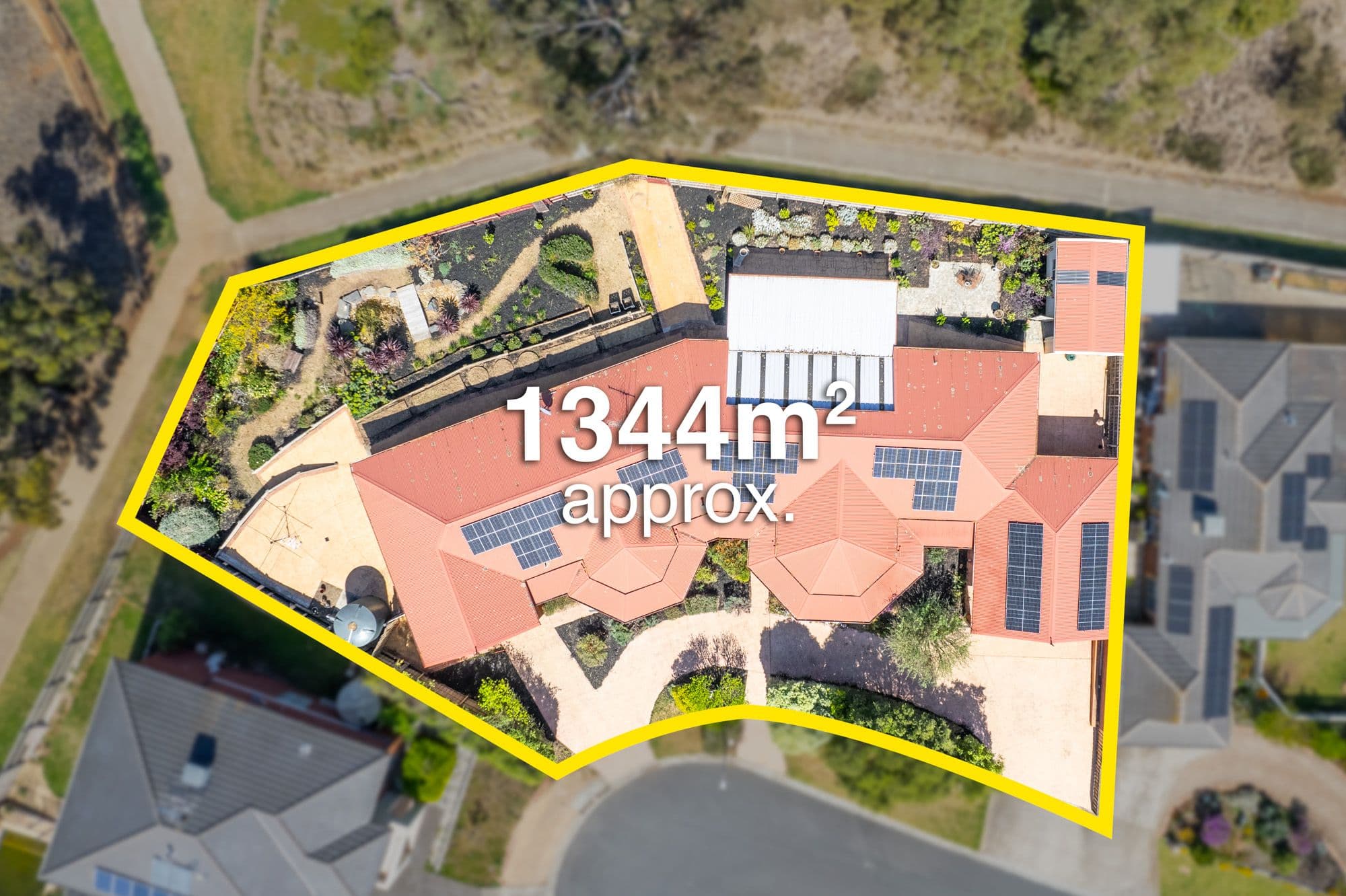 32 Golden Ash Grove, Hoppers Crossing VIC 3029, Hoppers Crossing - Thumbnail 2