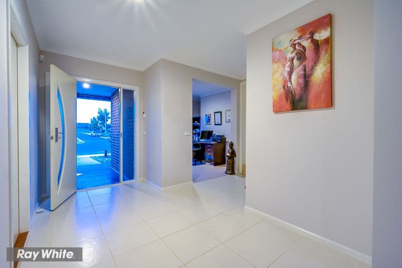 24 Columbia Street, Tarneit VIC 3029, Tarneit - Thumbnail 2