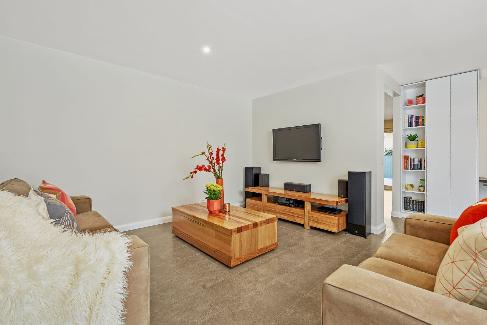 48 Kellbourne Drive, Rowville VIC 3178, Rowville - Thumbnail 2