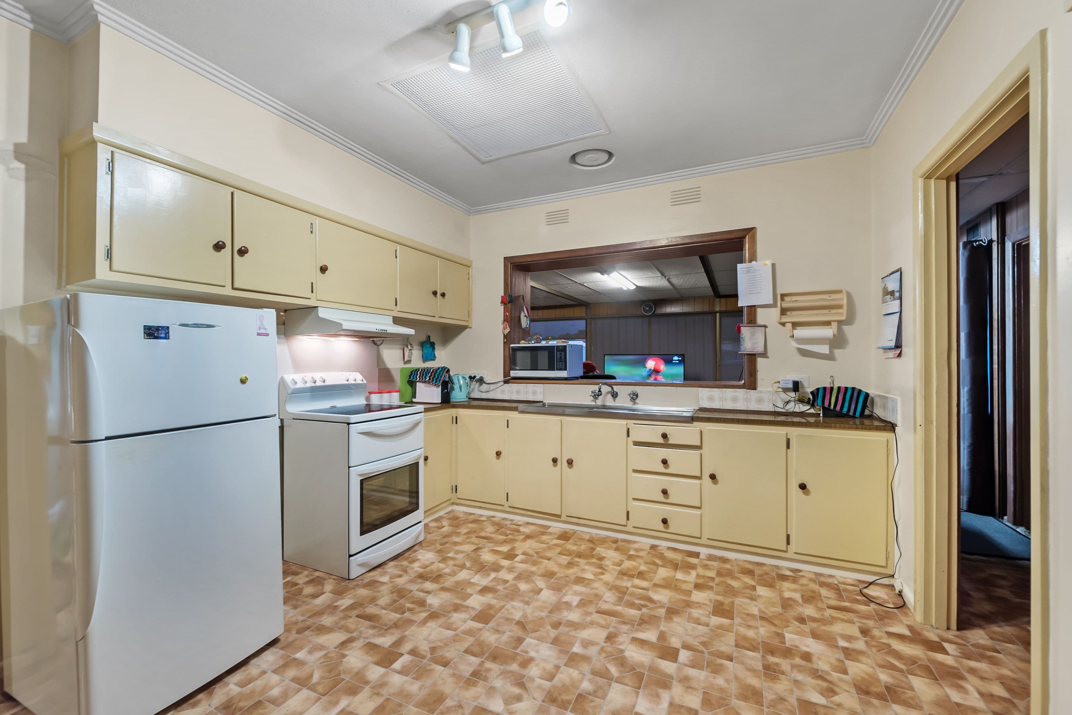 8 French Street, Thomastown VIC 3074, Thomastown - Thumbnail 6