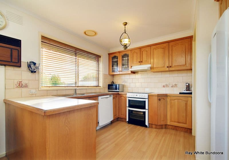 5 Wydell Close, BUNDOORA VIC 3083, Bundoora - Thumbnail 4