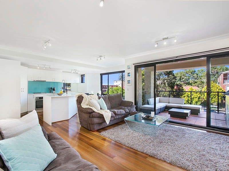 9 Seabreeze Parade Green Point 2428, Green Point - Thumbnail 2